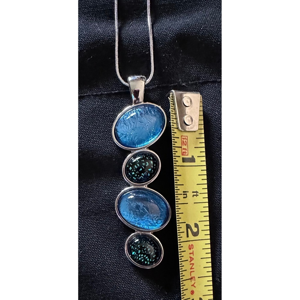 Lia Sophia Silver Tone Blue Teal Resin Oval Pendant Snake Chain Necklace - Picture 6 of 8